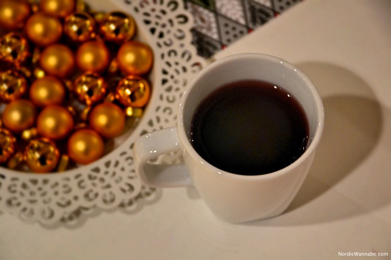 Julbord, IKEA, Schweden, Skandinavien, Blog, Lachs, Kaviar, Ei, Weihnachtsschinken, Hering, Dill, Kuchen, Milchreis, Pfefferkuchen, Köttbullar, Lachs, Softbröd, Elch