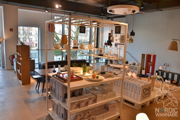 Design House Stockholm, Frankfurt, Skandinavisch Einrichten, Wohnen, schwedisch, Lampen, leuchten, Wohnaccessoires, M&ouml;bel, Scandi Style., Design, Norwegen, Schweden, Finnland, D&auml;nemark, Skandinavien, Blog, Interieur, Interior, K&auml;hler, Kay Bojesen, Normann Copenhagen, madebyarchitecture, northern light, hoptimist, applicata, Sandqvist,