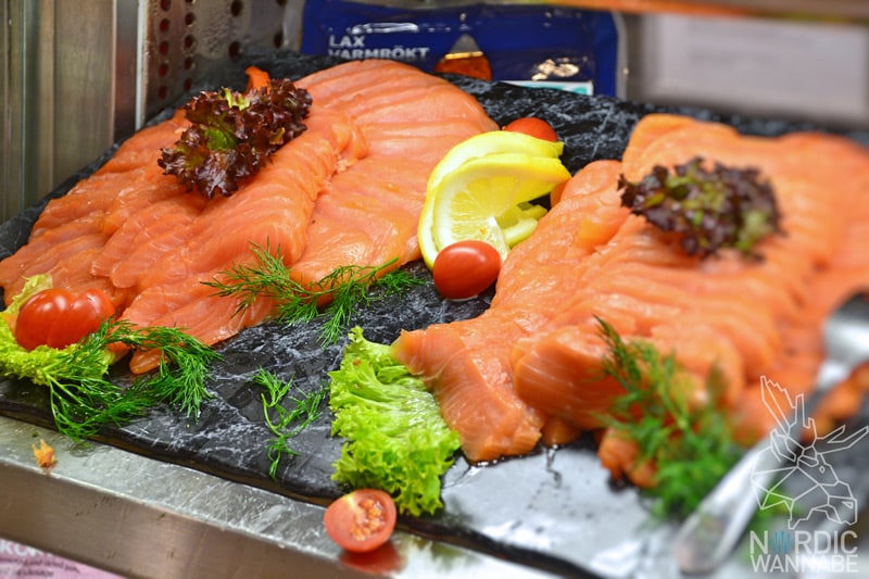 Julbord, schwedisches Buffet, Ikea, Osnabrück, Elch, Lachs, Mandeltorte, Knäckebrot, Köttbullar, Brot, Käse, Blog, Schweden, Skandinavien, Tünnbröd, Lucia