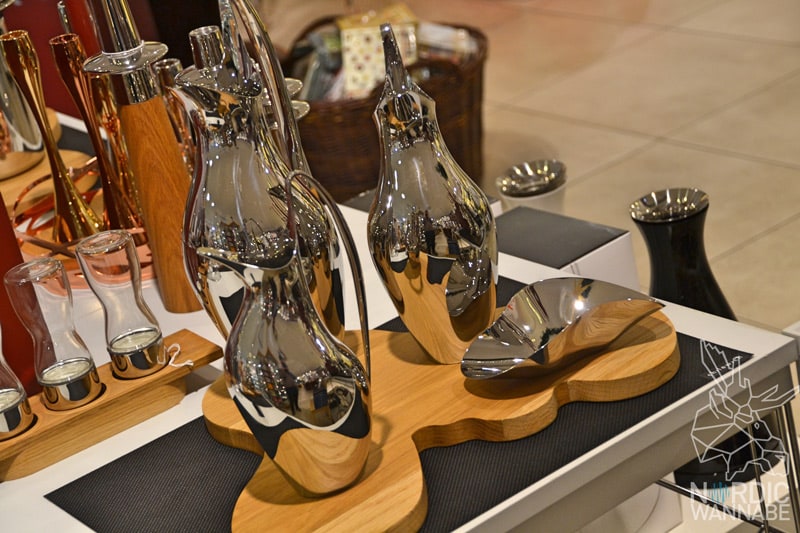 Lothar John Tischkultur, Lothar John, Tischkultur, Onlineshop, Store, Skandinavisches Design, Design, Dänemark, Schweden, Finnland , Norwegen, Skandinavien, Interior, Blog, Scandi Style, iittala, Kay Bojesen, Stelton, Architectmade, Geschirr, Keramik, Porzellan, Glas, Kosta Bodo, Royal Copenhagen, Rosendahl, Holmegaard, Rörstrand, Kähler, Design Letters, Marimekko, Georg Jensen, Arne Jacobsen,