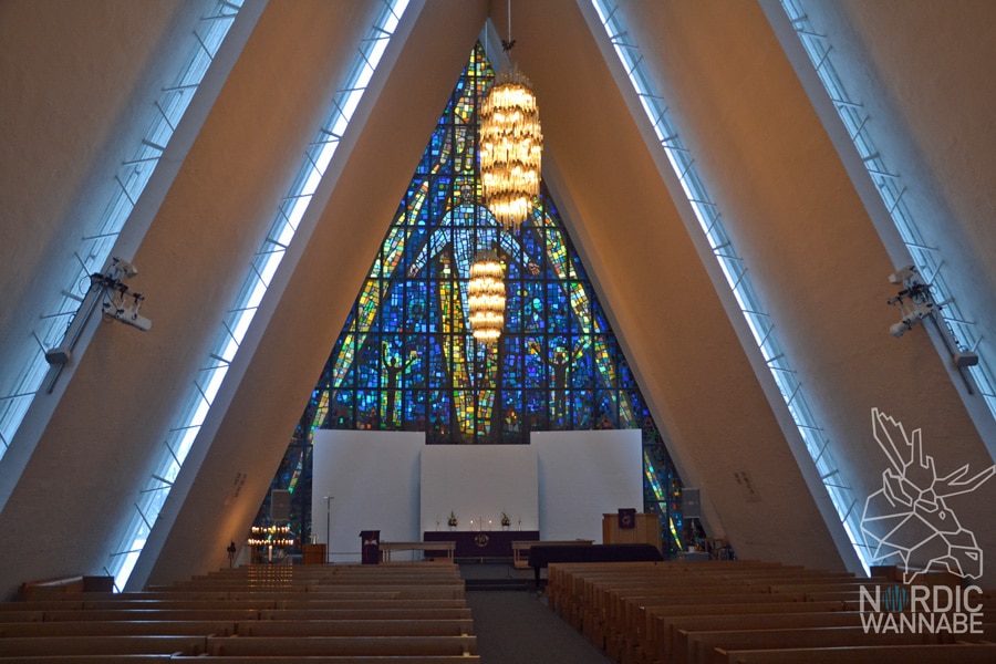 Tromso, Tromsø, Norwegen, Nordnorwegen, Nordlichtsafari, Polarlichter, Nordlichter, Wo kann man, Skandinavien, Blog, Skandiblog, Eismeer-Kathedrale, Huskies, Rentiere