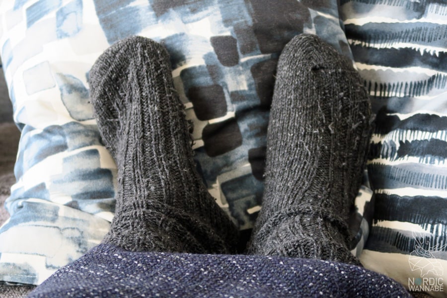 Dänemark-Blog, Hygge-Abend, Hygge, Hyggeblog, Blog, Skandinavien, Dänemark, Kerzen, Socken, Kissen, Entspannen, decke, Kaffee