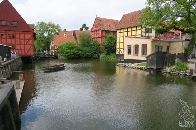 Reise, Urlaub, Erfahrungen, Aarhus, &Aring;rhus, Visitaarhus, CABINN, K&auml;hler, Royal Copenhagen, La Cabra, Shopping, Einkaufen, Hotel, &Uuml;bernachten, Reisetipps, Reisebericht, Streetfood Market, Hygge, Bolia, Plastik Boy, Regenbogen, Regnbogengang, Aros, Den Gamle By, Krake, Botanischer Garten, Dok1, Dome of Visions, Bruins Galleri, Sinnerup,