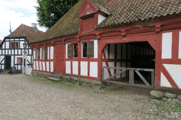 Reise, Urlaub, Erfahrungen, Aarhus, &Aring;rhus, Visitaarhus, CABINN, K&auml;hler, Royal Copenhagen, La Cabra, Shopping, Einkaufen, Hotel, &Uuml;bernachten, Reisetipps, Reisebericht, Streetfood Market, Hygge, Bolia, Plastik Boy, Regenbogen, Regnbogengang, Aros, Den Gamle By, Krake, Botanischer Garten, Dok1, Dome of Visions, Bruins Galleri, Sinnerup,