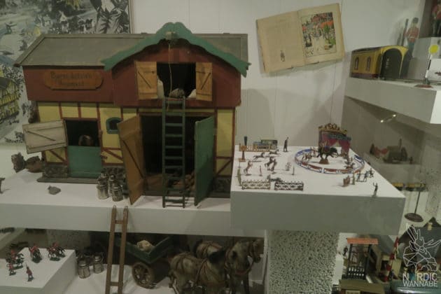 Reise, Urlaub, Erfahrungen, Aarhus, &Aring;rhus, Visitaarhus, CABINN, K&auml;hler, Royal Copenhagen, La Cabra, Shopping, Einkaufen, Hotel, &Uuml;bernachten, Reisetipps, Reisebericht, Streetfood Market, Hygge, Bolia, Plastik Boy, Regenbogen, Regnbogengang, Aros, Den Gamle By, Krake, Botanischer Garten, Dok1, Dome of Visions, Bruins Galleri, Sinnerup,