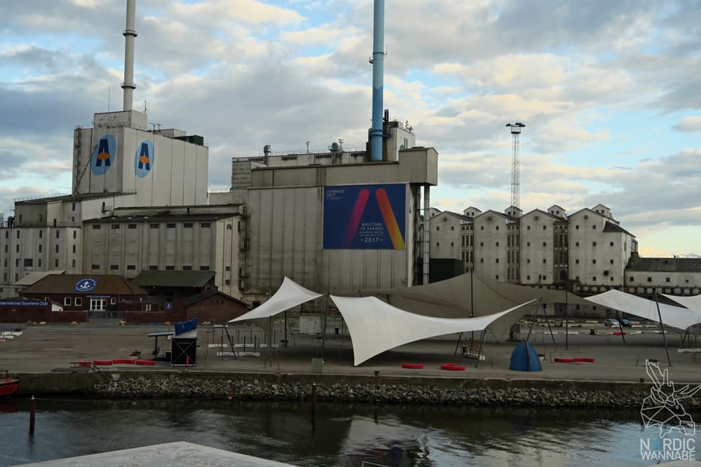 Reise, Urlaub, Erfahrungen, Aarhus, Århus, Visitaarhus, CABINN, Kähler, Royal Copenhagen, La Cabra, Shopping, Einkaufen, Hotel, Übernachten, Reisetipps, Reisebericht, Streetfood Market, Hygge, Bolia, Plastik Boy, Regenbogen, Regnbogengang, Aros, Den Gamle By, Krake, Botanischer Garten, Dok1, Dome of Visions, Bruins Galleri, Sinnerup,