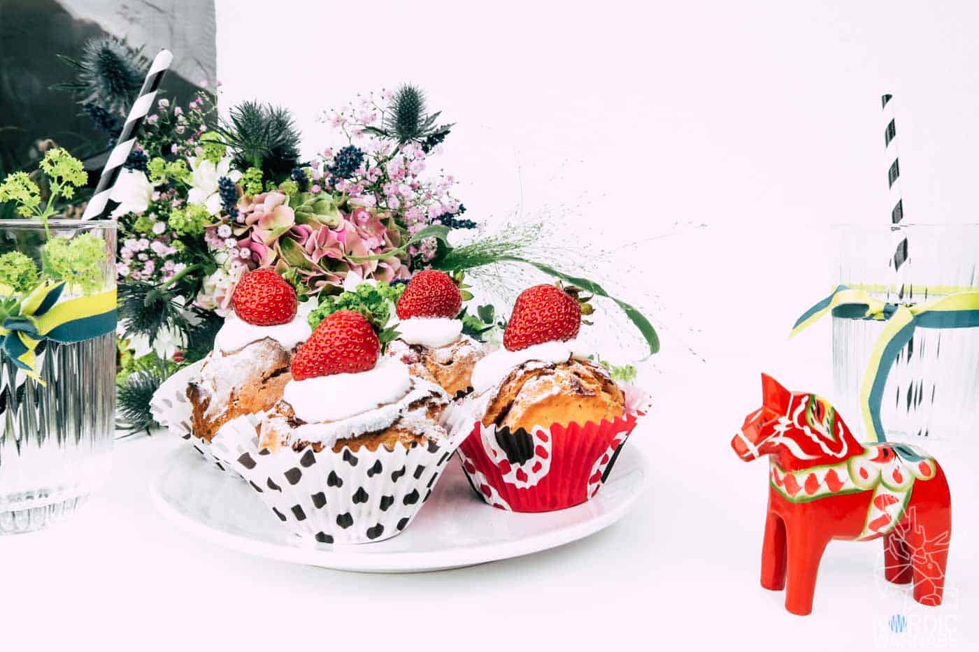 Mittsommer-Rezept, Erdbeermuffins, Schweden, Skyr Muffins, Midsommar