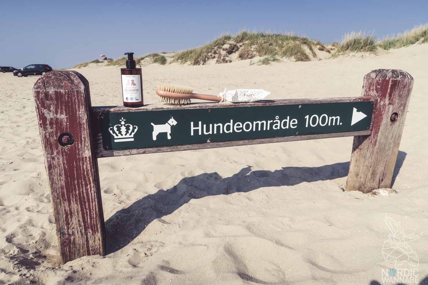 Hygge für den Hund, Hundefutter aus Skandinavien, Näpfe, Pflegeshampoo Hund, Feuchttücher, Bürste, Søstrene Grene